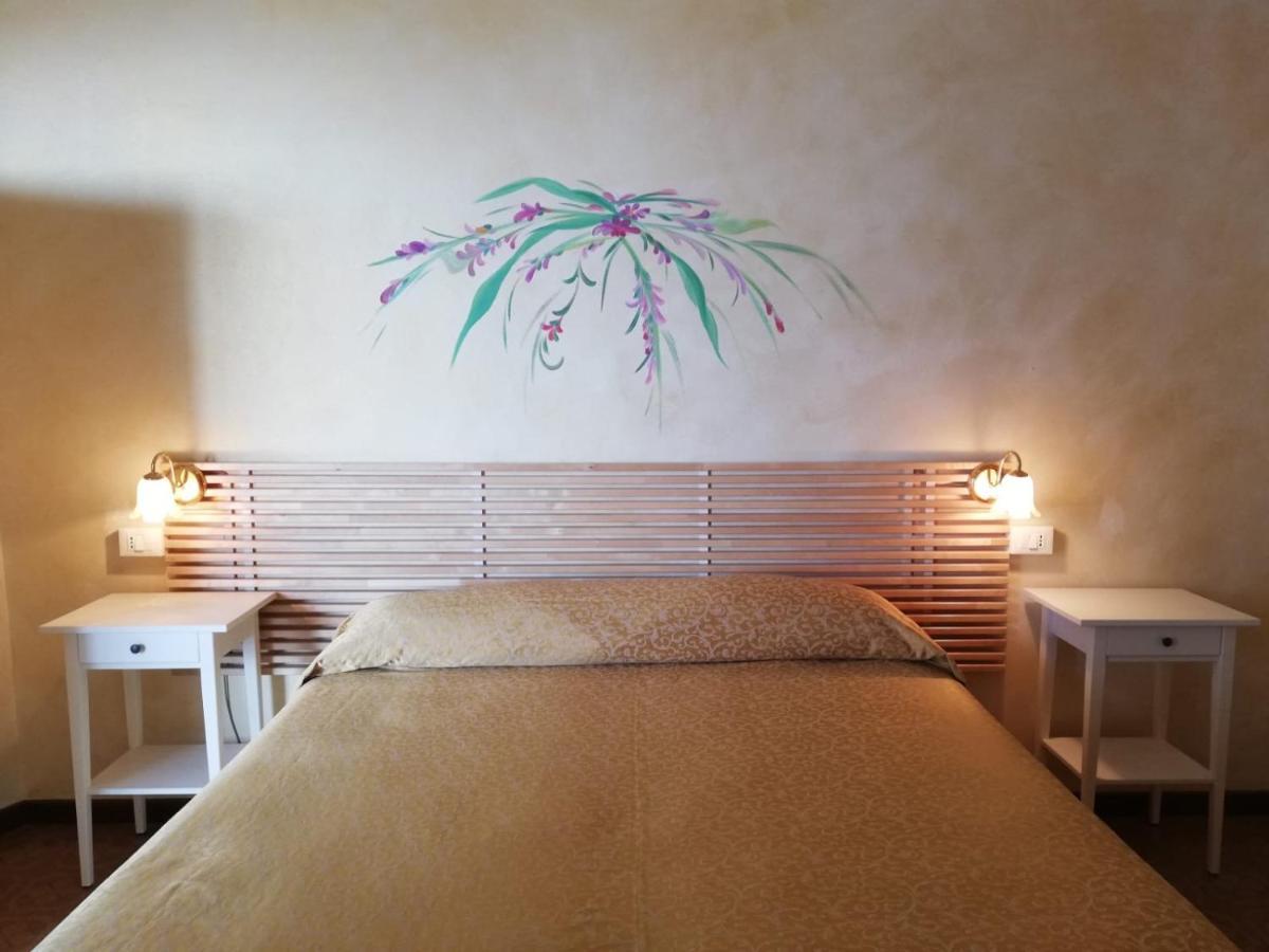 Albergo Villa Angela Toscolano Maderno Exteriör bild